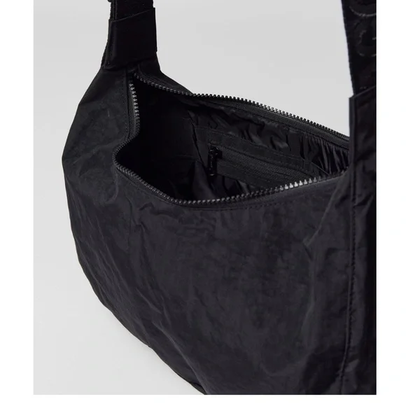 BAGGU Medium Nylon Crescent Bag - Picture 5 of 10